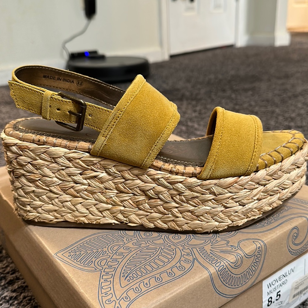 SOLD: Platform Espadrilles  by Naughty Monkey